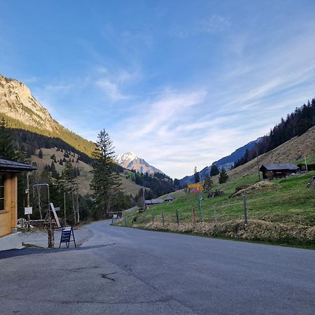 Alpenruh Kiental Hotel Kültér fotó