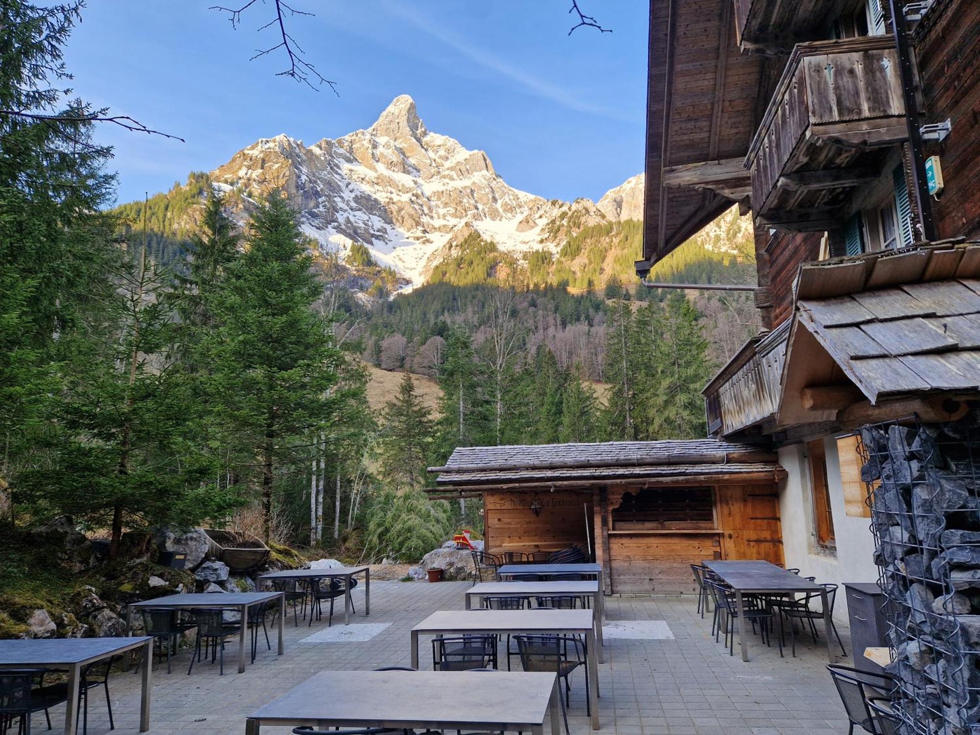 Alpenruh Kiental Hotel Kültér fotó